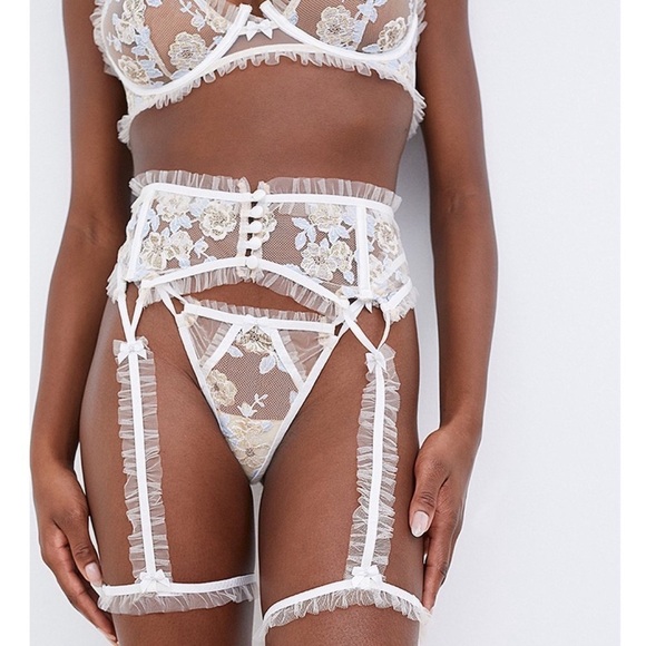 NWT FOR LOVE & LEMONS Floral Embroidered Ruffle Tulle‎ Bow Trim Thong Panty XXS - Picture 5 of 13